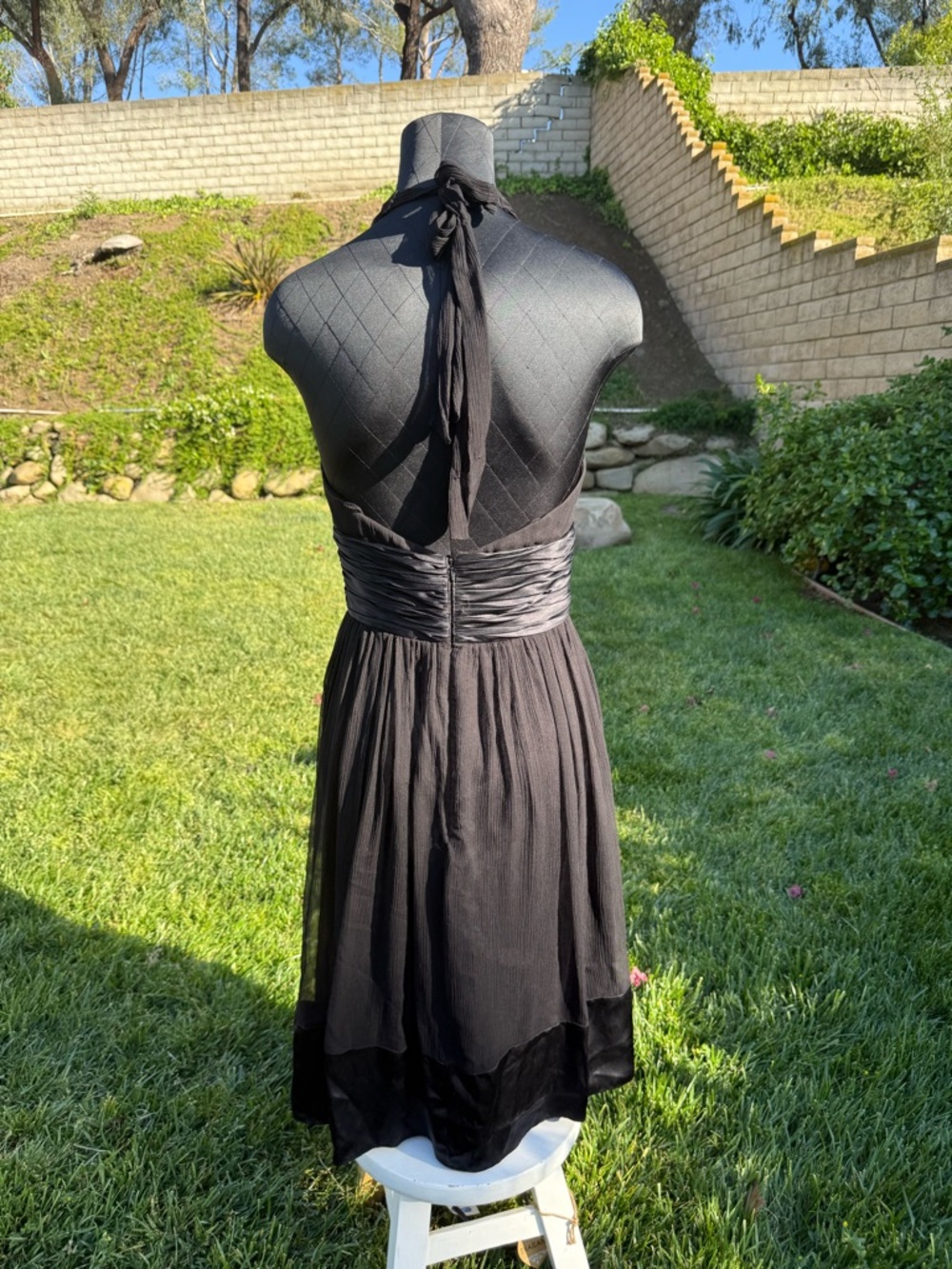 Maggy London 100% Silk Black Halter Neck Midi Dress - Picture 3 of 11